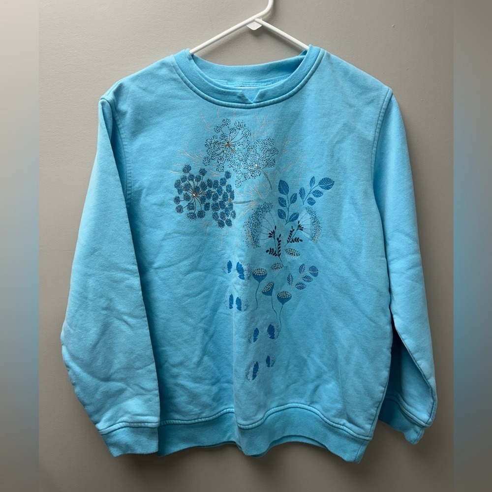 Northern Reflections Women's‎ Blue Floral Crewneck